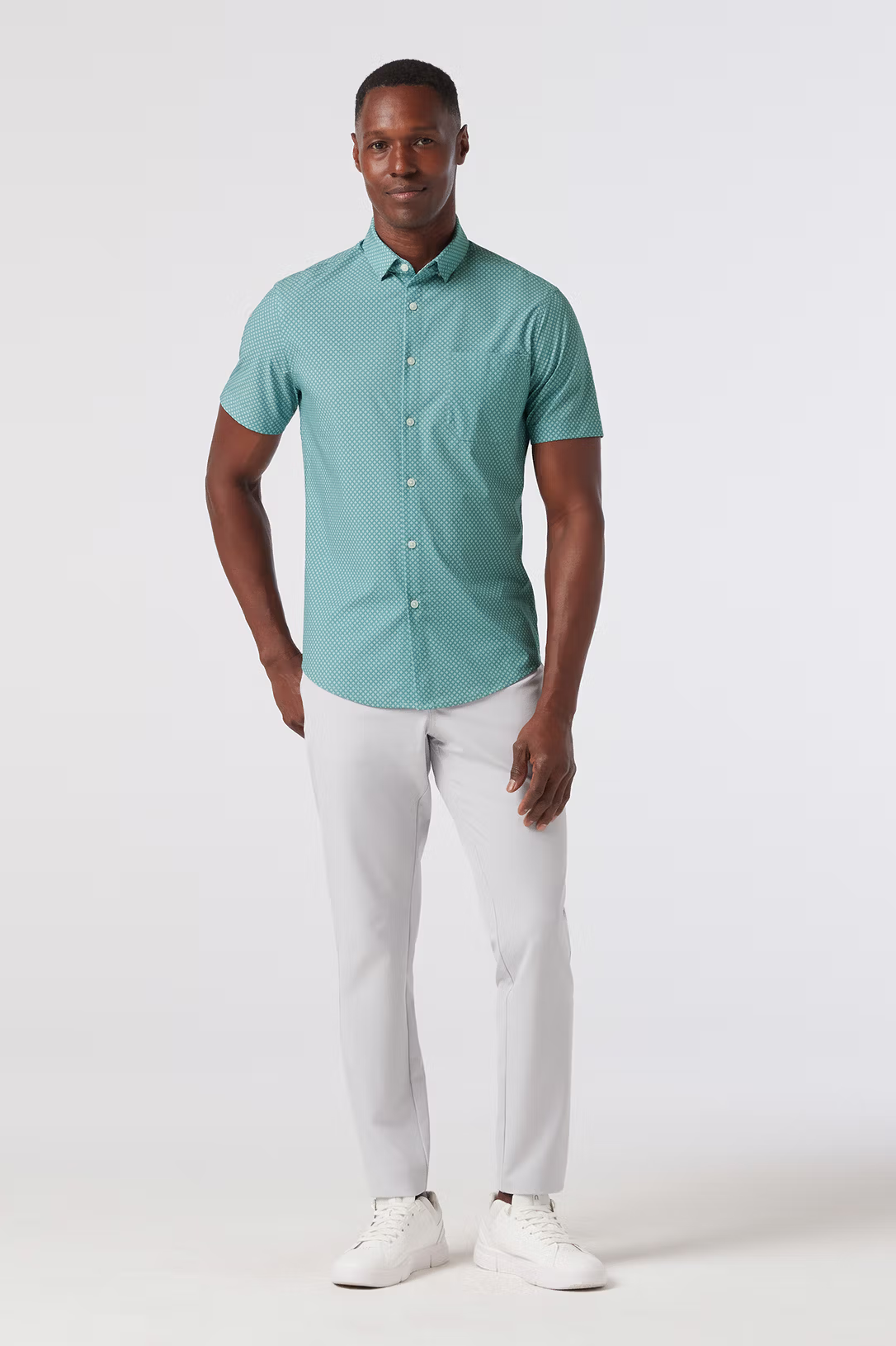 Leeward Short Sleeve Dress Shirt- Pale Blue Clover - Classic L / Pale Blue Clover Leeward Short Sleeve Dress Shirt- Pale Blue Clover - Classic L / Pale Blue Clover