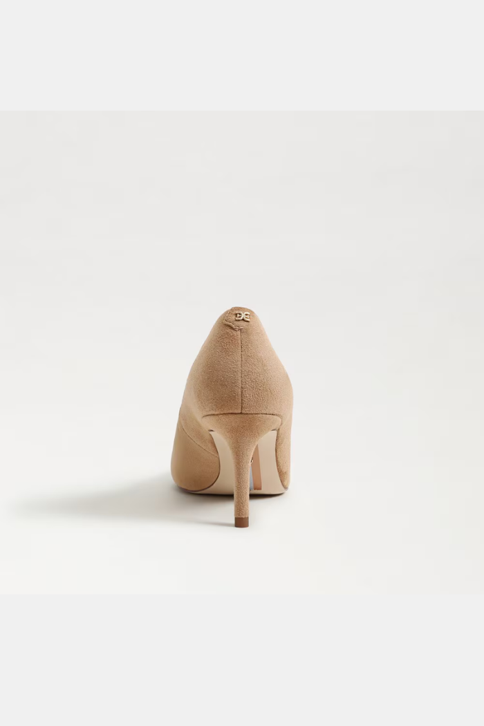 Tan high-heeled shoe on a white background